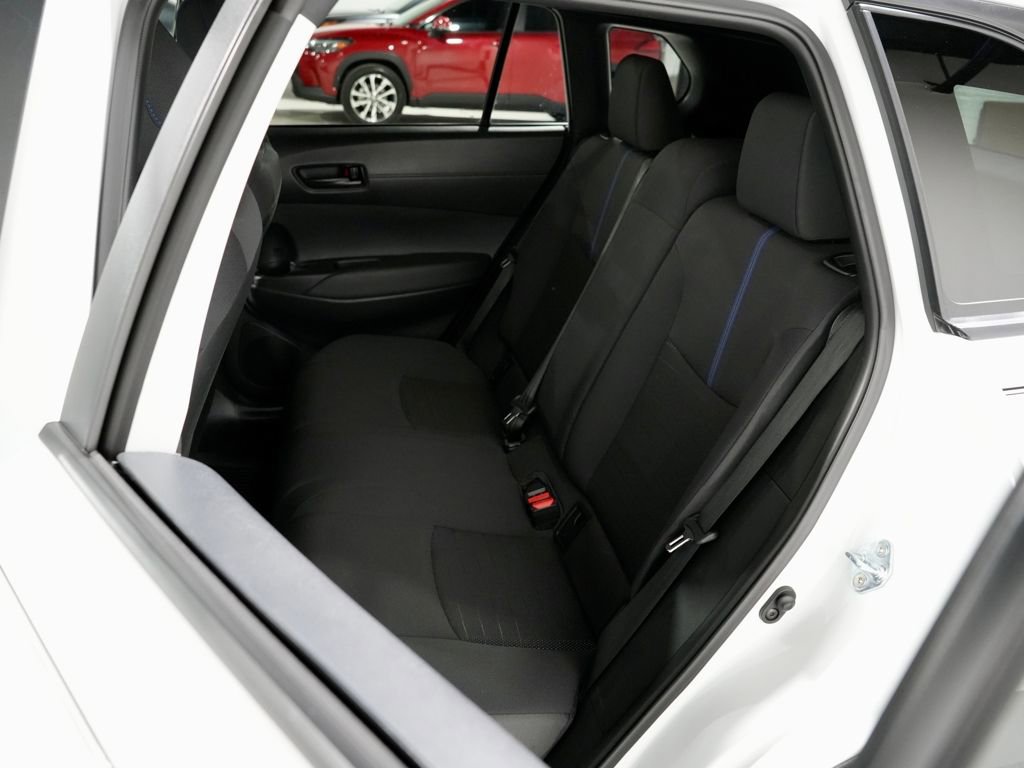 Used 2025 Toyota Corolla Cross AWD Hybrid image 27