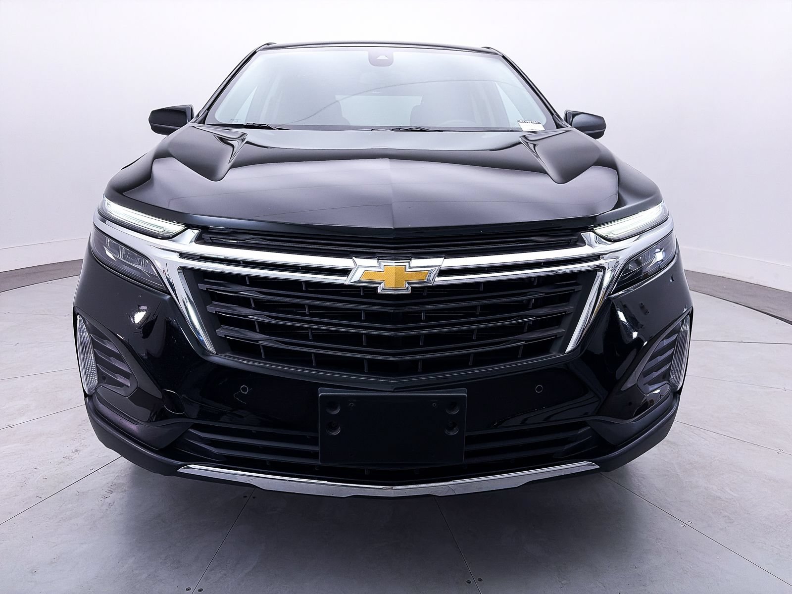 Used 2023 Chevrolet Equinox LT FWD image 9