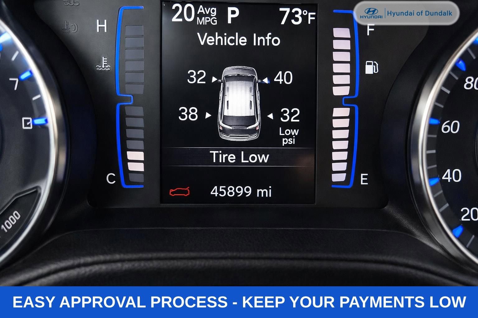 Used 2022 Chrysler Voyager LX image 21