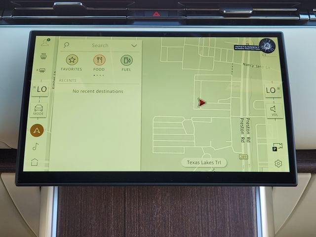 New 2026 Land Rover Range Rover Long Wheelbase SE AWD/4WD image 12