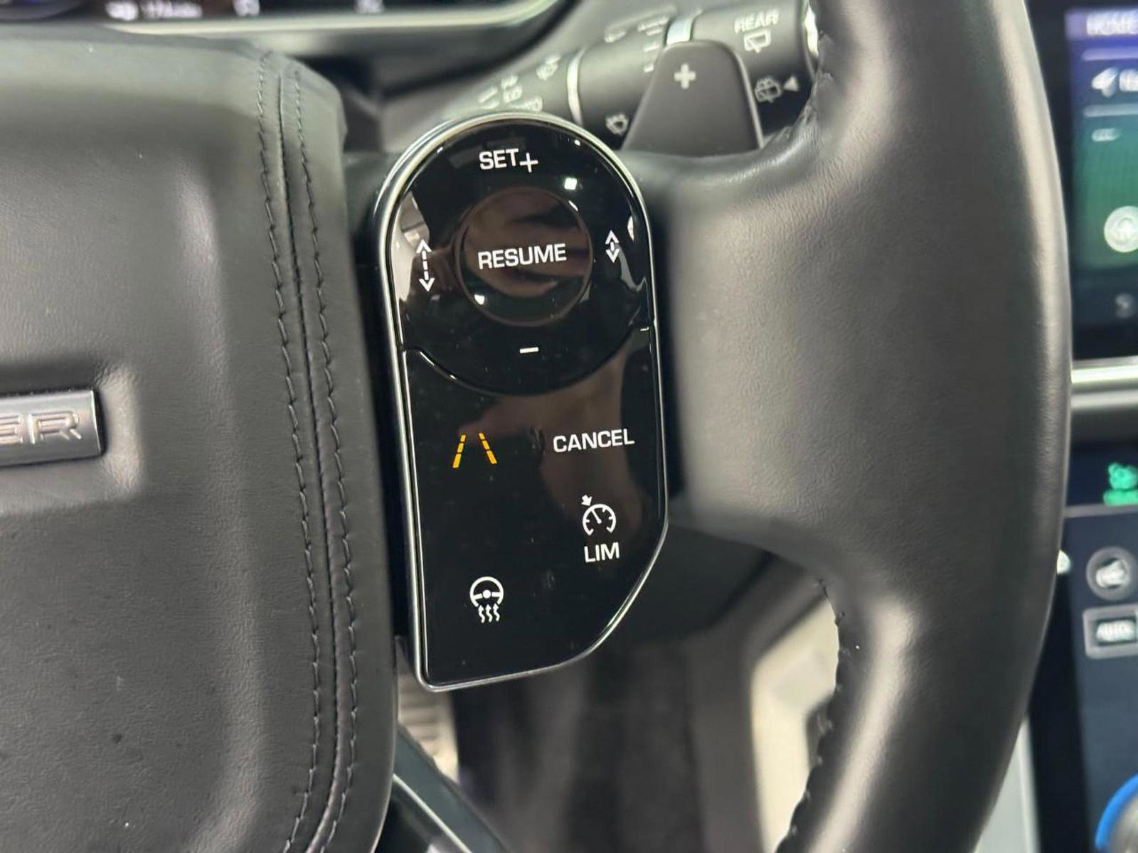 Used 2021 Land Rover Range Rover P525 Westminster Edition image 31