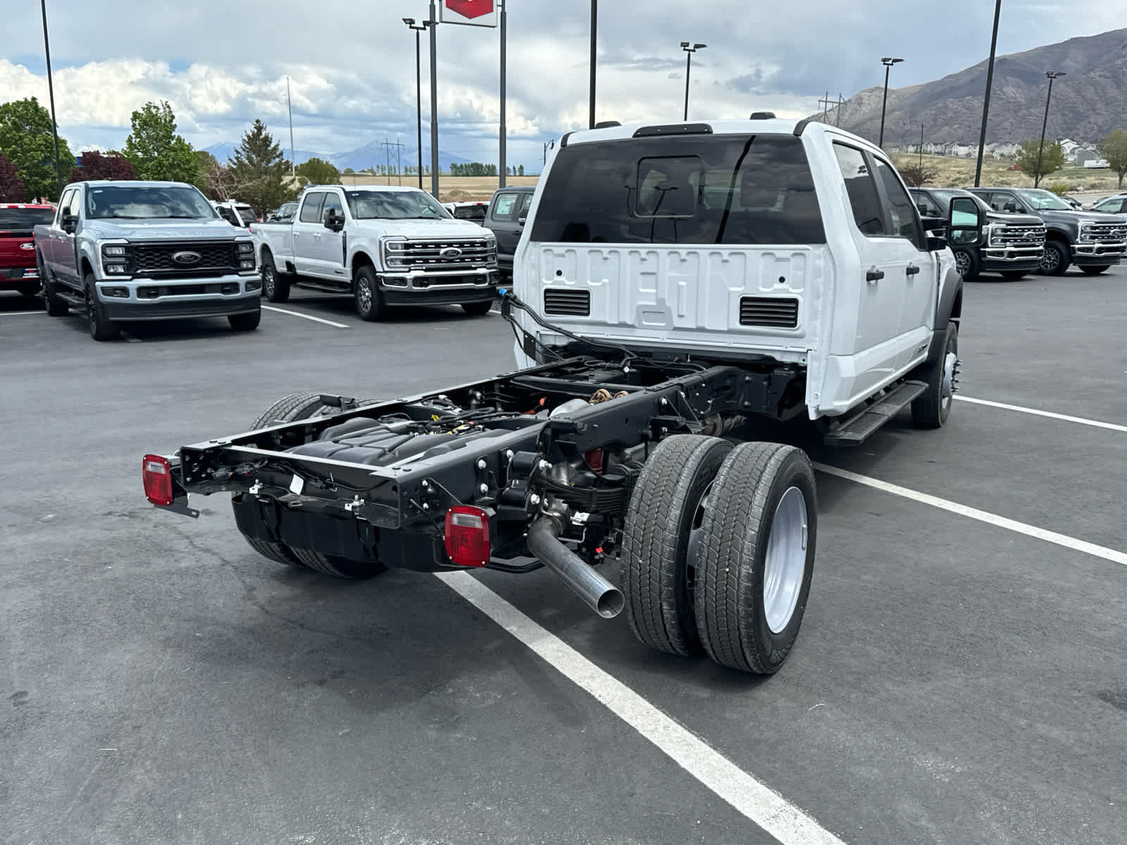 New 2026 Ford F550 4x4 Crew Cab Super Duty w/ XL Chrome Package image 9