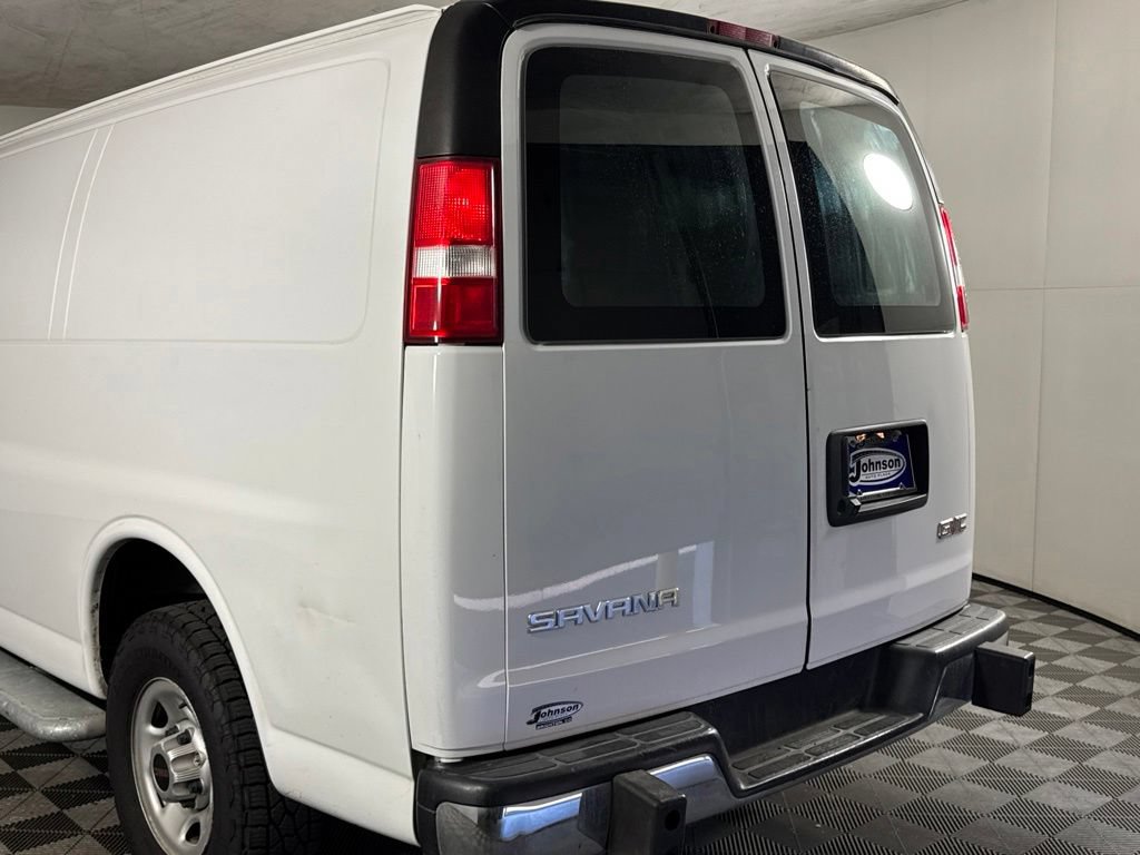Used 2020 GMC Savana 2500 w/ Driver Convenience Package RWD image 48