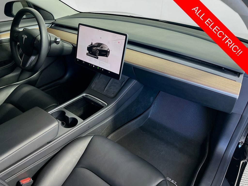 Used 2022 Tesla Model 3 image 29