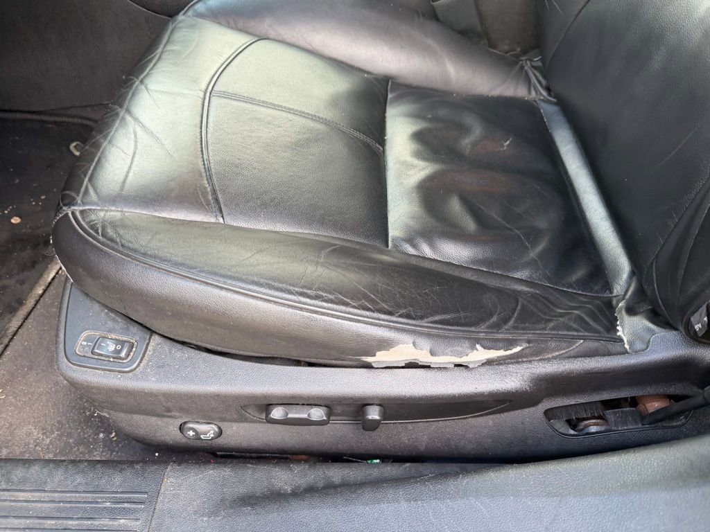 Used 2012 Chevrolet Malibu LTZ FWD image 11