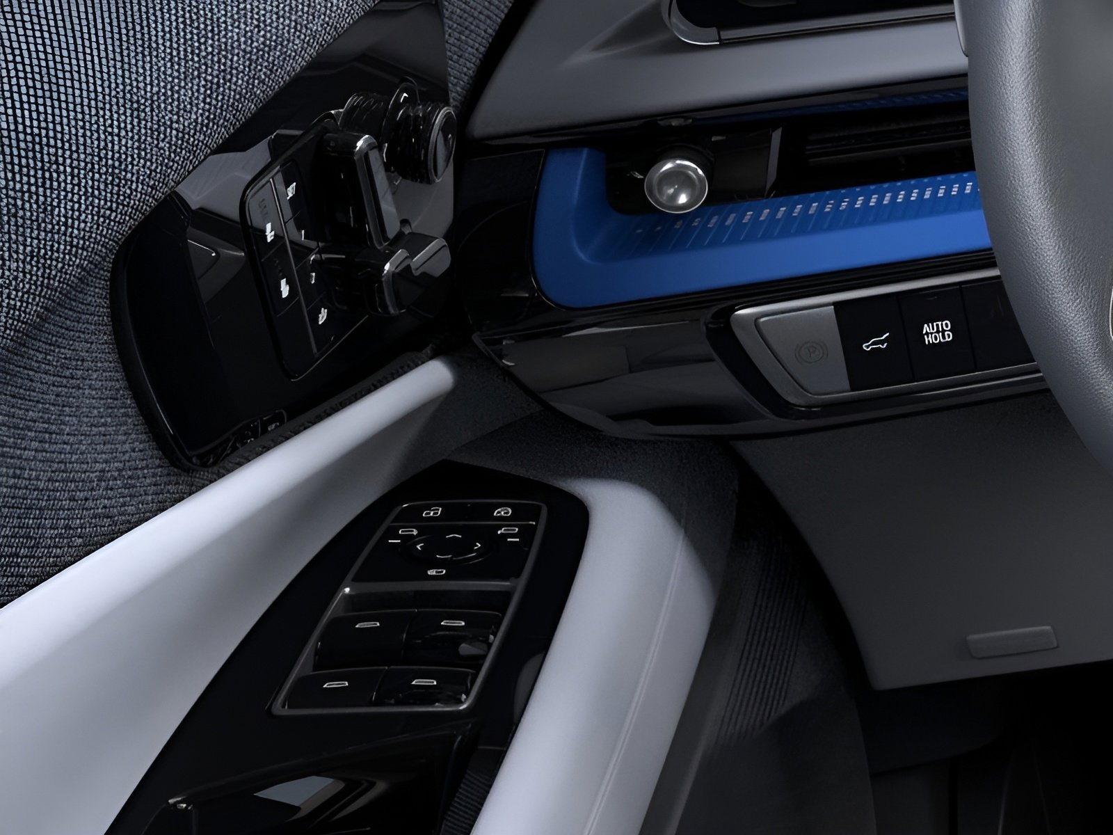 New 2025 Cadillac Optiq Luxury 1 image 22