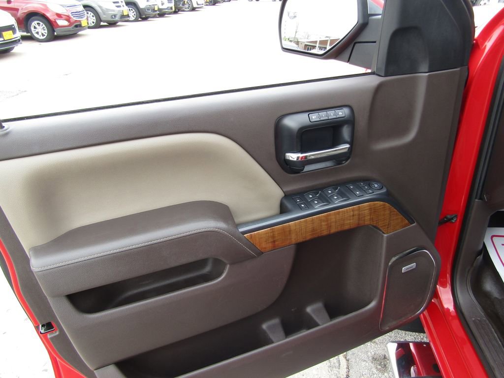 Used 2014 GMC Sierra 1500 SLT w/ SLT Crew Cab Value Package image 24