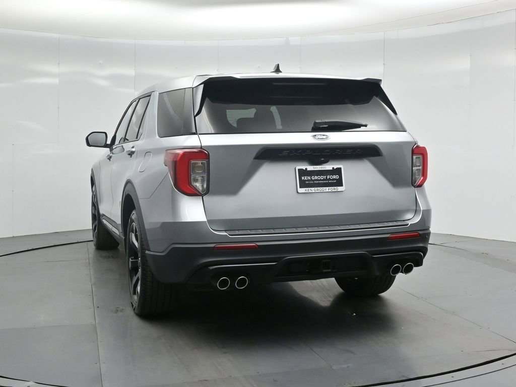 Certified 2022 Ford Explorer ST w/ Equipment Group 401A image 31