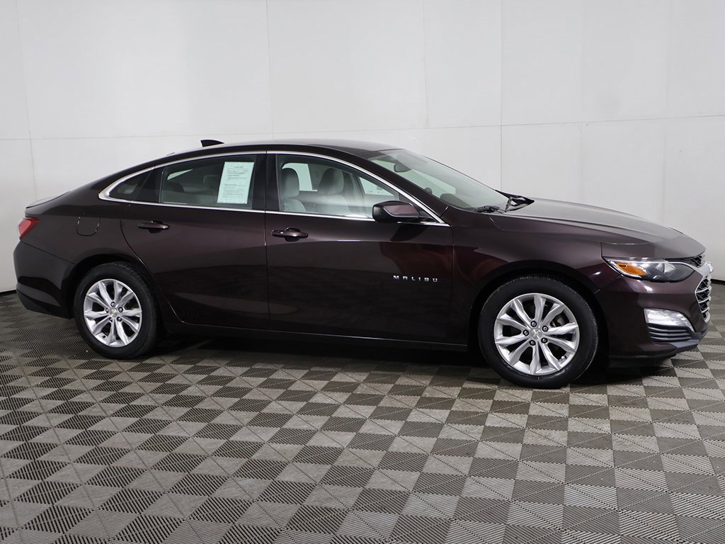 Used 2020 Chevrolet Malibu LT image 11