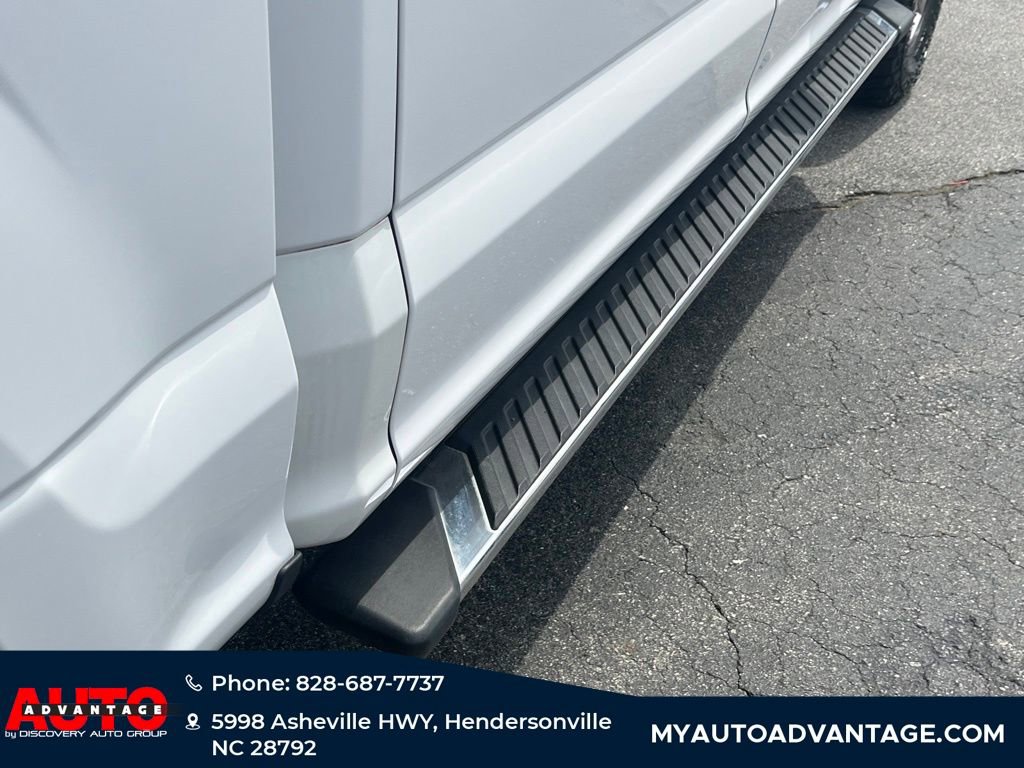 Used 2018 Ford F150 XLT w/ Equipment Group 302A Luxury AWD/4WD image 30