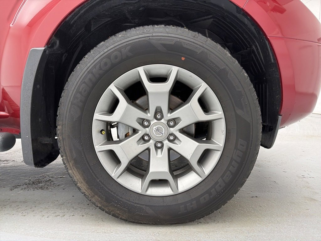 Used 2020 Nissan Frontier SV image 18