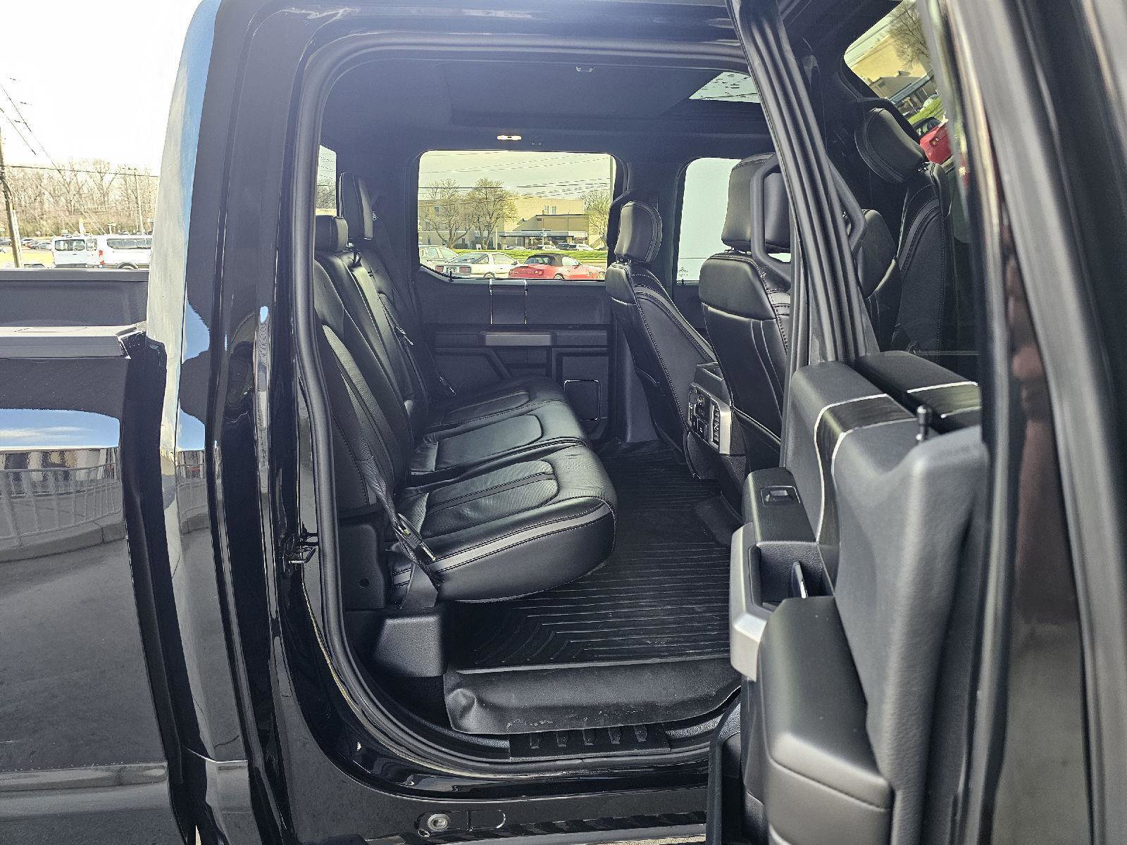 Used 2018 Ford F150 Platinum w/ Equipment Group 701A Luxury AWD/4WD image 14