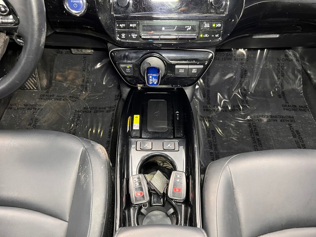 Used 2019 Toyota Prius XLE FWD image 14