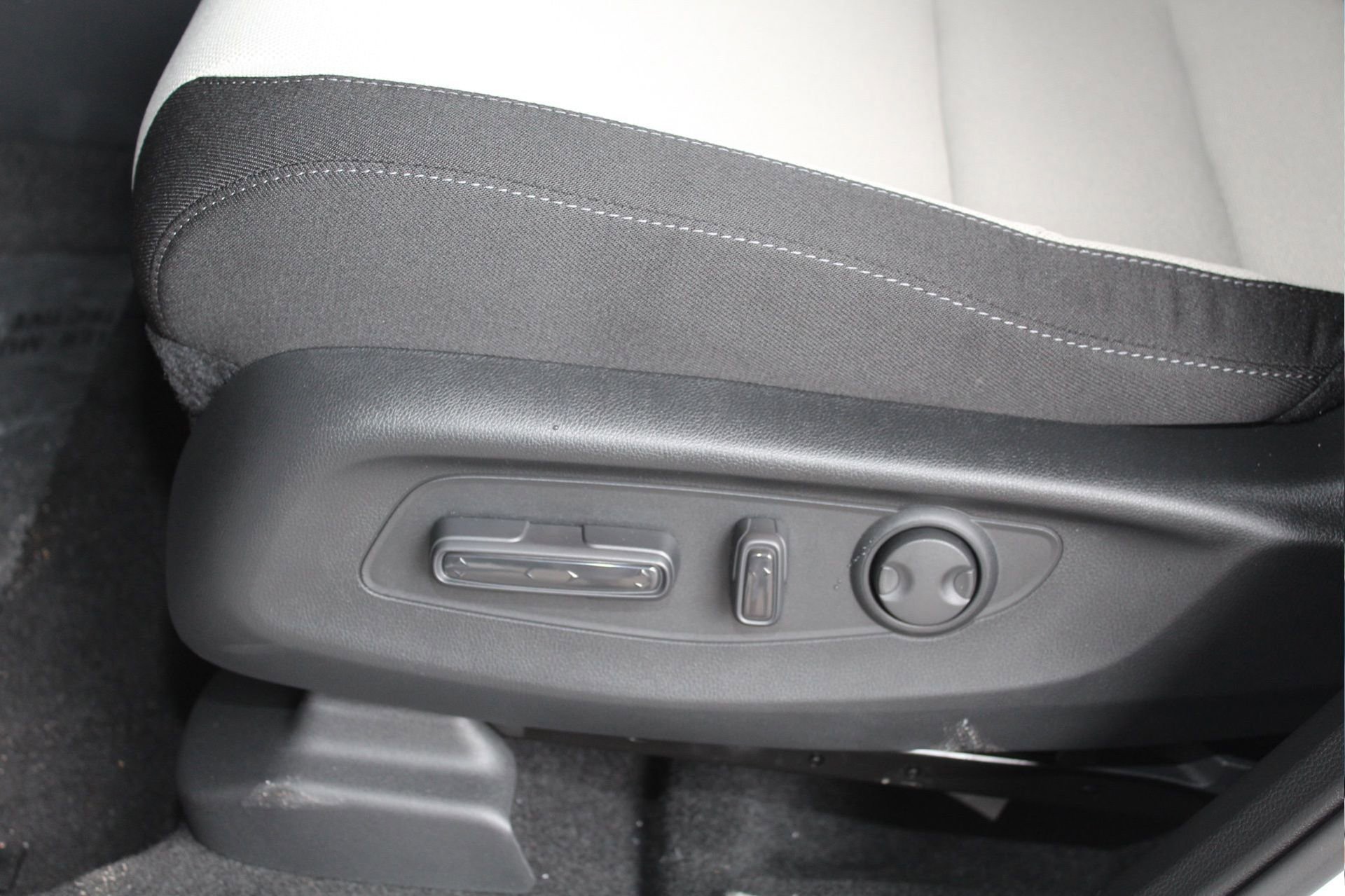 New 2026 Honda CR-V EX image 11