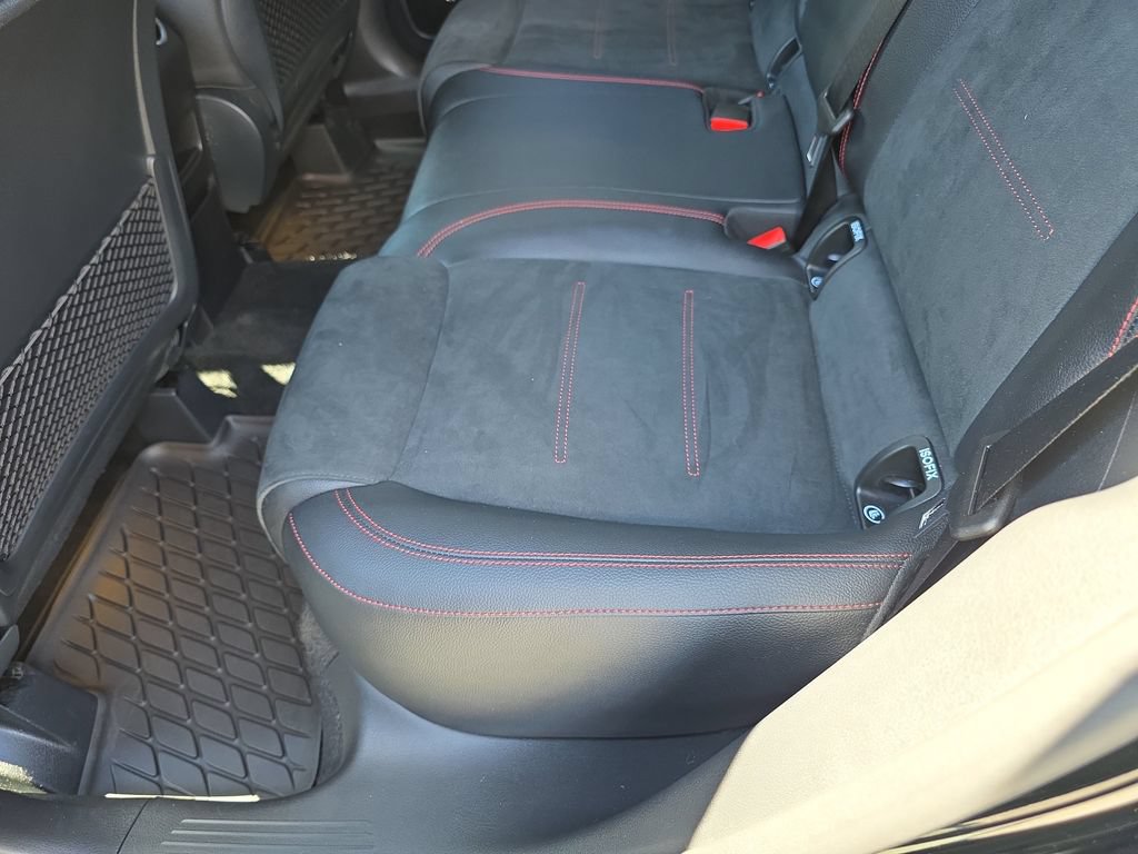 Used 2021 Mercedes-Benz GLA 250 4MATIC image 18
