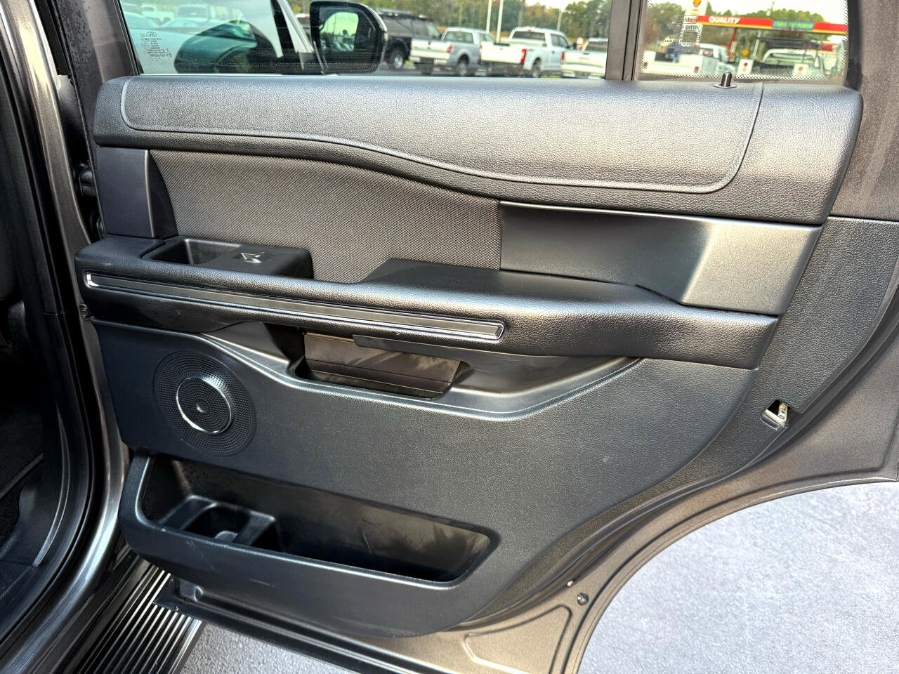 Used 2020 Ford Expedition XL AWD/4WD image 16