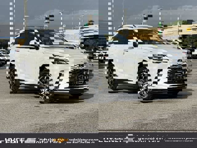 Used 2025 Lexus RX 350 Premium w/ Accessory Package (Z1) image 2