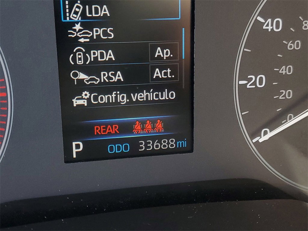 Used 2023 Toyota Corolla Cross L image 23