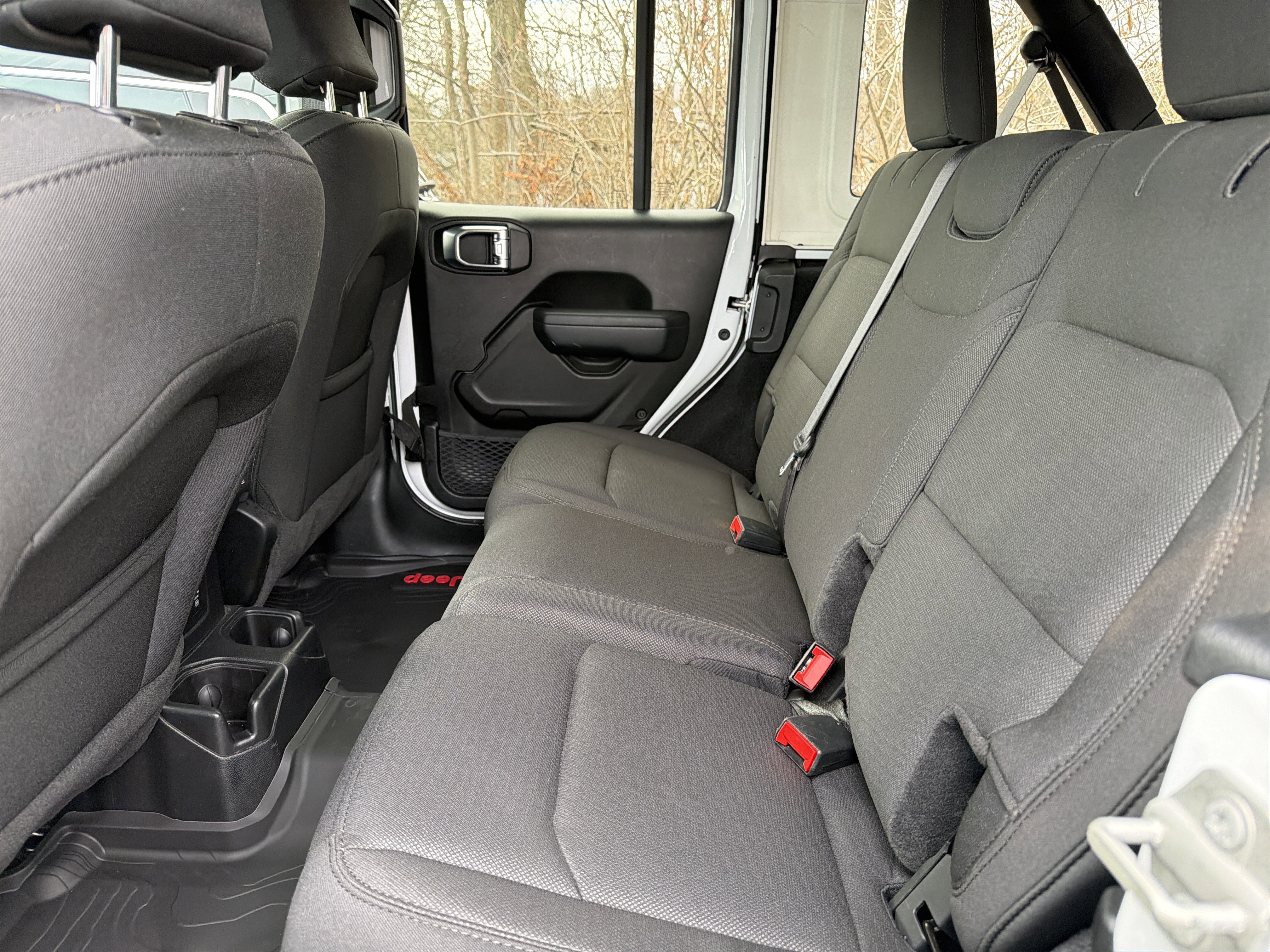 Certified 2023 Jeep Wrangler Willys AWD/4WD image 9