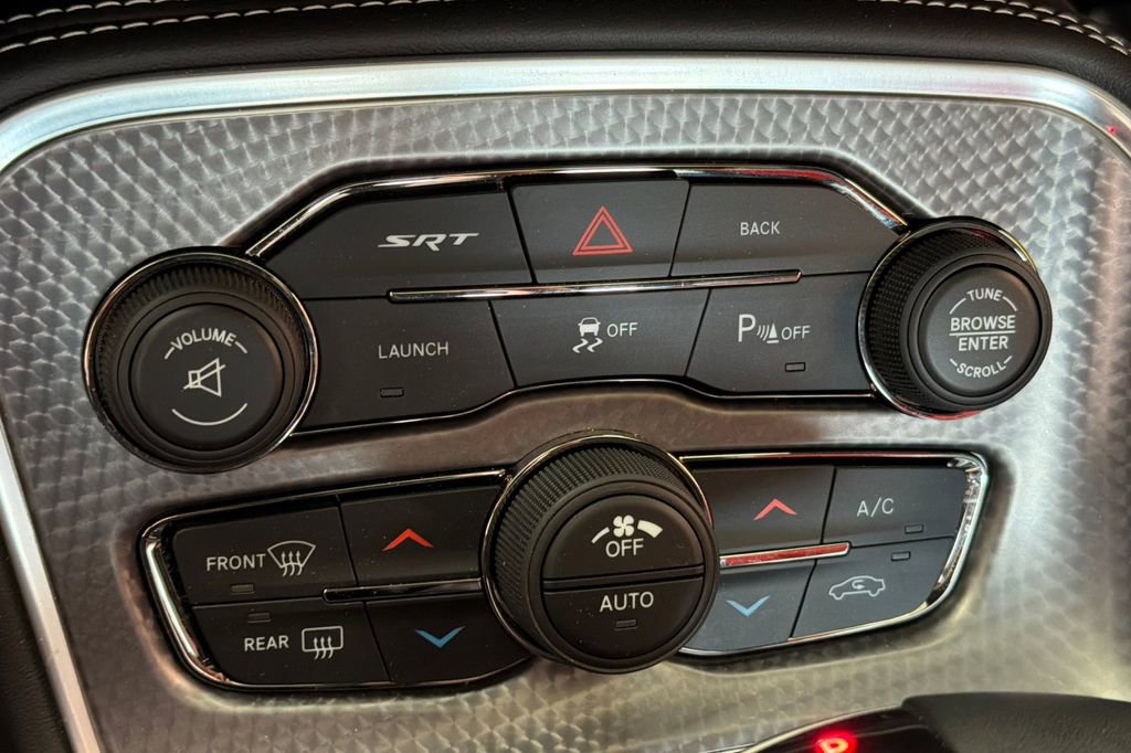 Used 2016 Dodge Challenger SRT Hellcat image 16