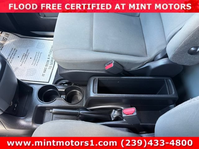 Used 2020 Nissan NV200 S FWD image 9