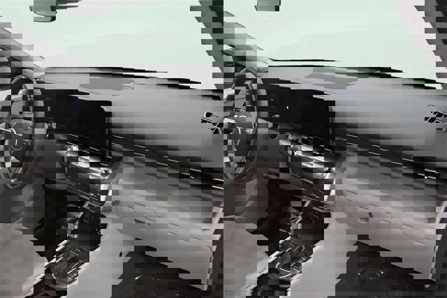 Used 2025 Hyundai Kona SEL image 17