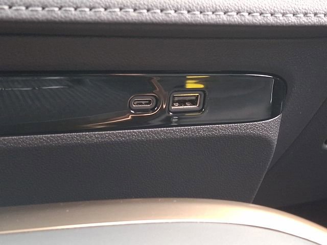 Used 2026 Buick Enclave Avenir w/ Super Cruise Package image 27