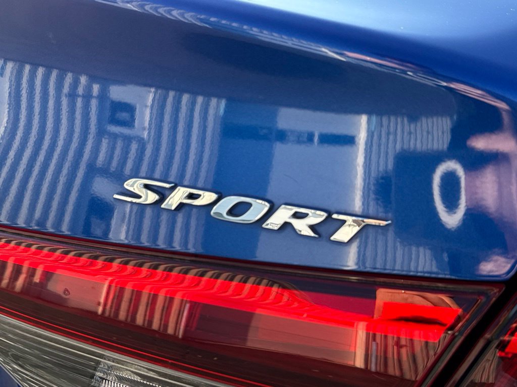 Used 2023 Honda Civic Sport image 10