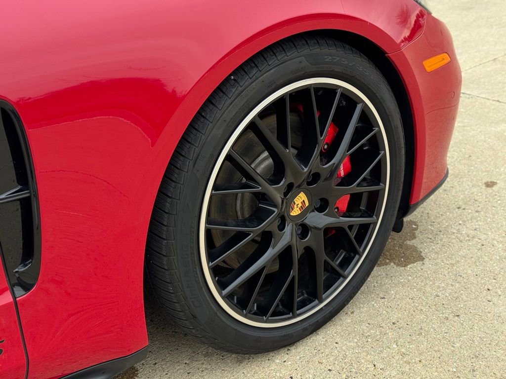 Used 2019 Porsche Panamera GTS image 19