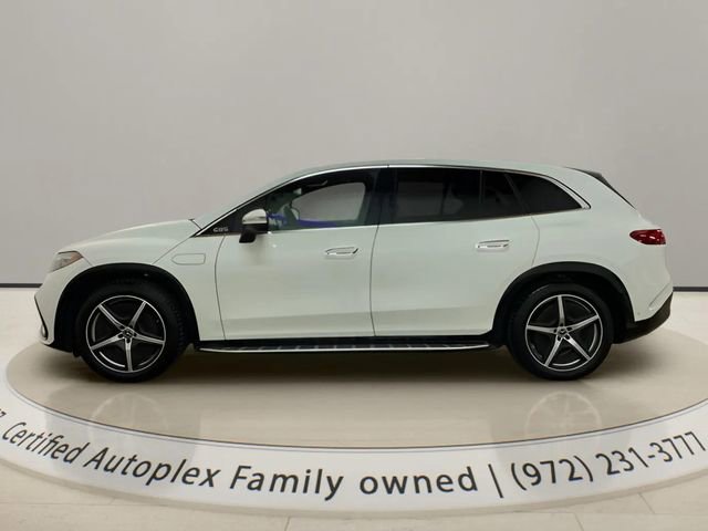 Used 2023 Mercedes-Benz EQS 580 4MATIC SUV image 2