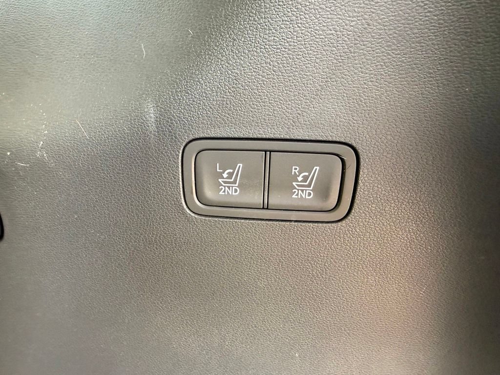 Used 2025 Hyundai Santa Fe SEL AWD/4WD image 41