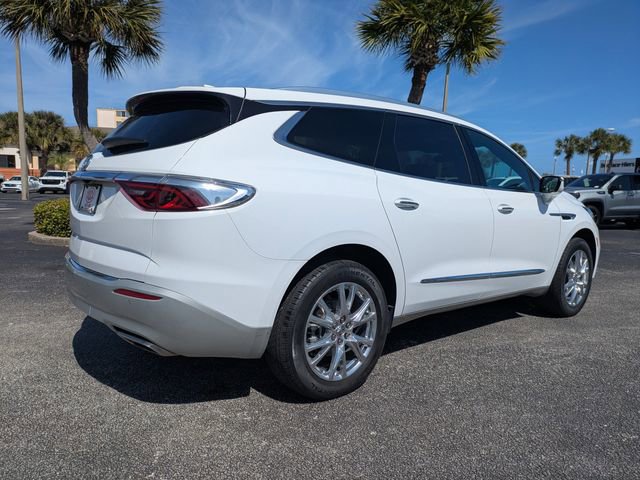 Used 2023 Buick Enclave Essence w/ Experience Buick Package image 4