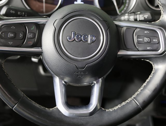 Used 2022 Jeep Wrangler Unlimited Sahara image 12