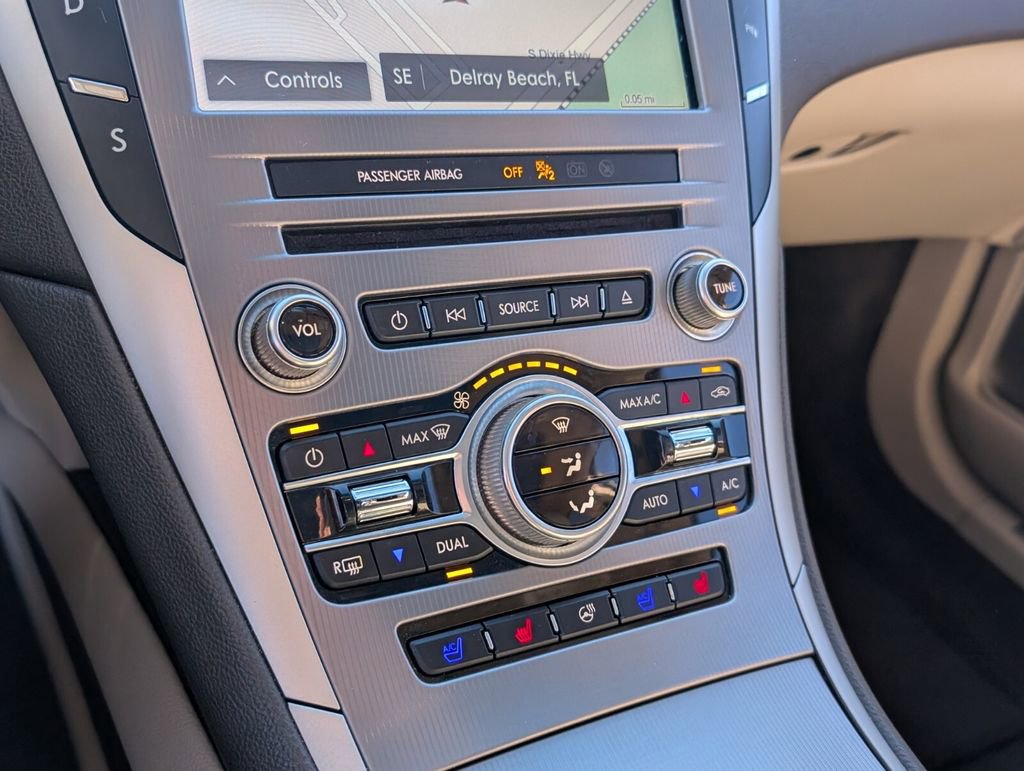 Used 2020 Lincoln MKZ Reserve w/ Luxury Package image 24