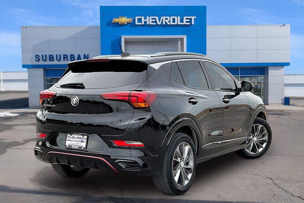 Used 2022 Buick Encore GX Select w/ Sport Touring Package FWD image 4