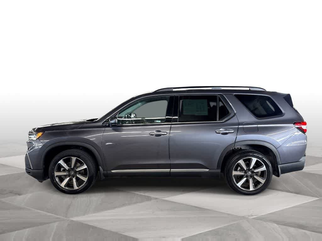 Used 2024 Honda Pilot Touring image 5