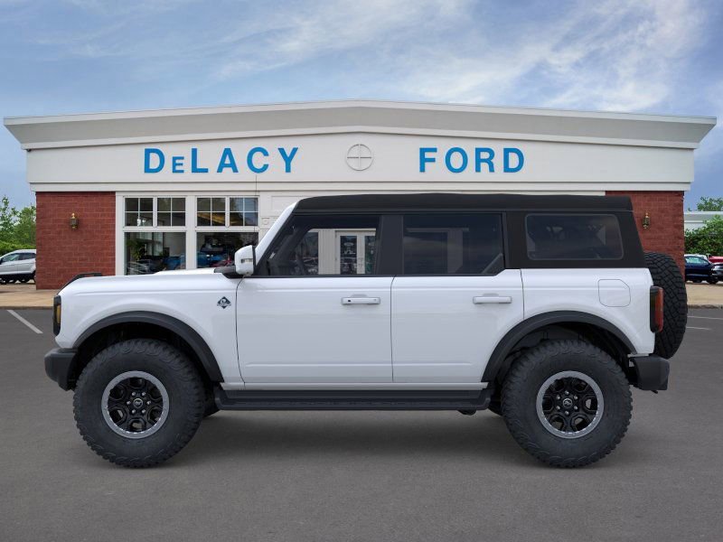 New 2025 Ford Bronco Outer Banks w/ Sasquatch Package image 3