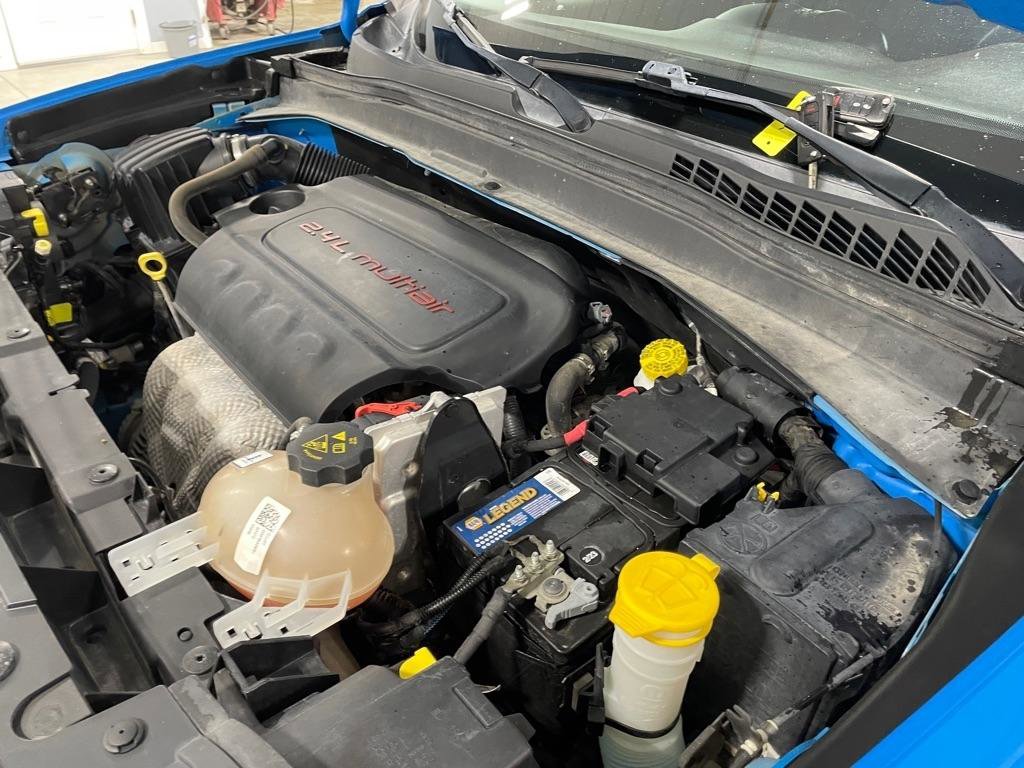 Used 2015 Jeep Renegade Latitude AWD/4WD image 35