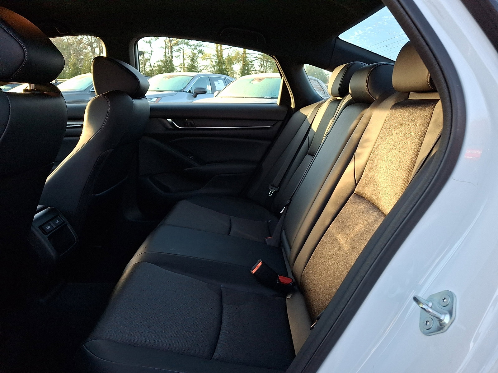 Used 2022 Honda Accord Sport image 10