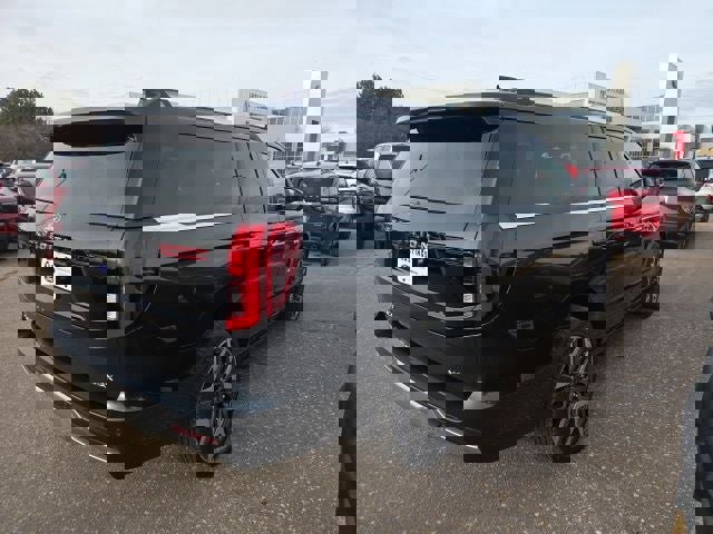 New 2025 Ford Expedition Max Platinum w/ Platinum Ultimate Package image 6