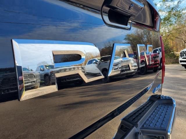 Used 2025 RAM 3500 Laramie image 34