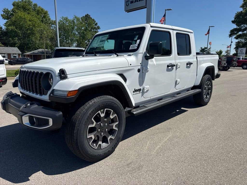 New 2026 Jeep Gladiator Sport AWD/4WD image 1