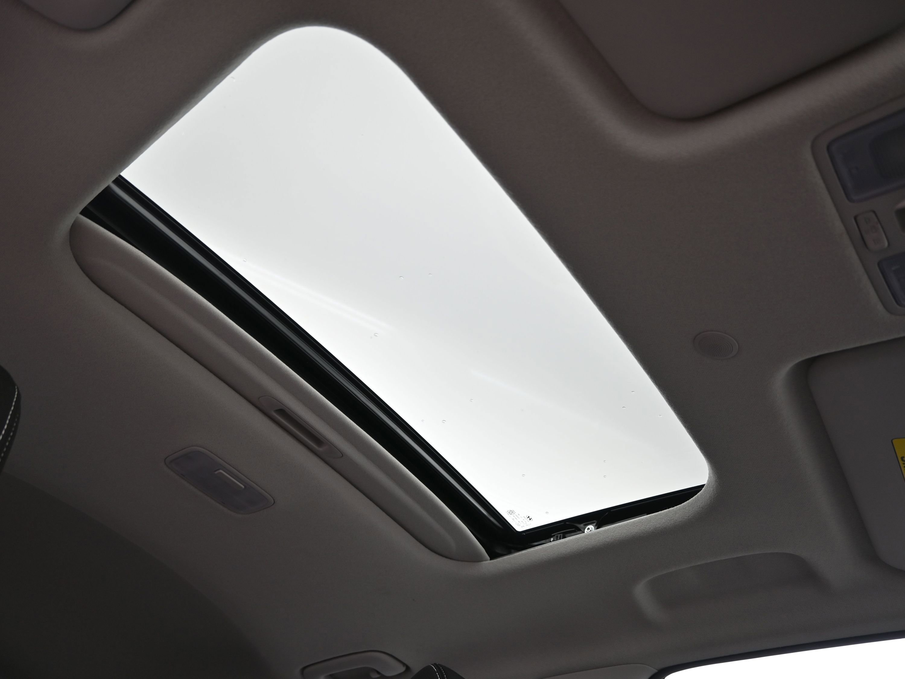 Used 2024 Hyundai Venue SEL image 29