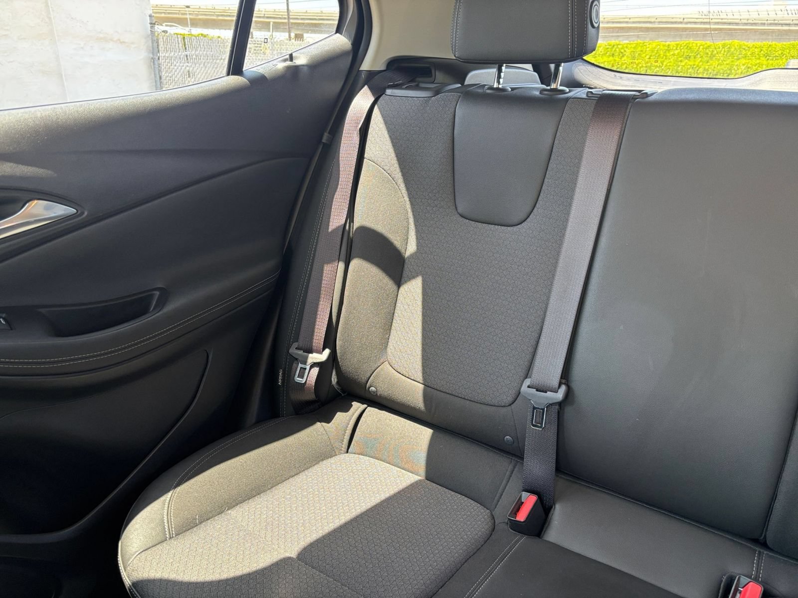 Used 2025 Buick Encore GX Preferred FWD image 38