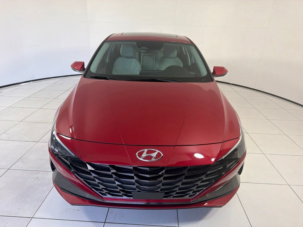 Used 2023 Hyundai Elantra Limited FWD image 2