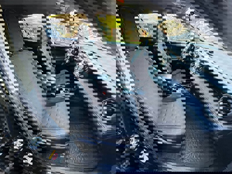 Used 2018 Toyota RAV4 LE image 12