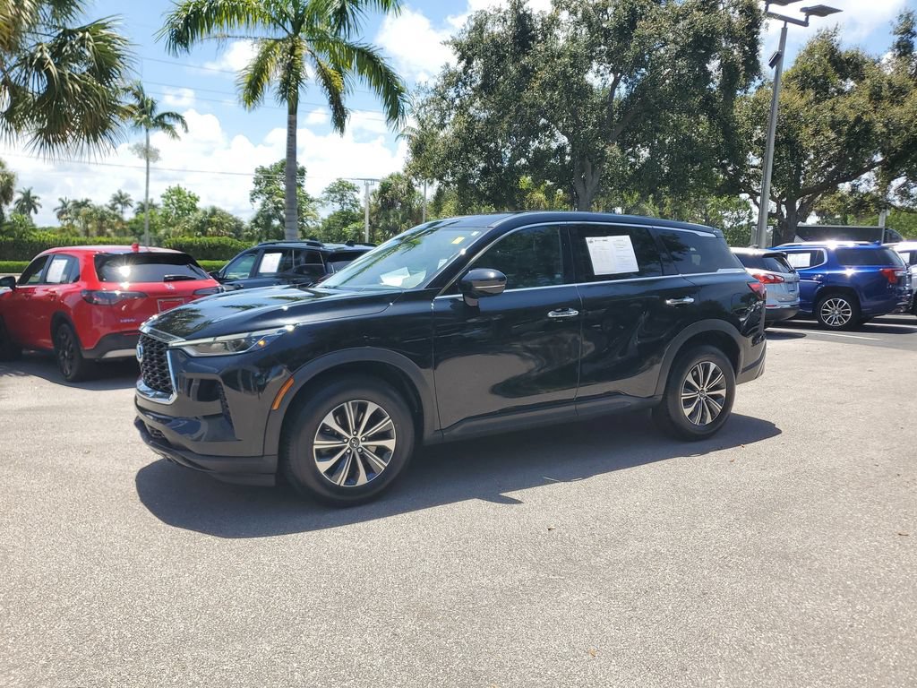 Used 2023 INFINITI QX60 Pure AWD/4WD image 2