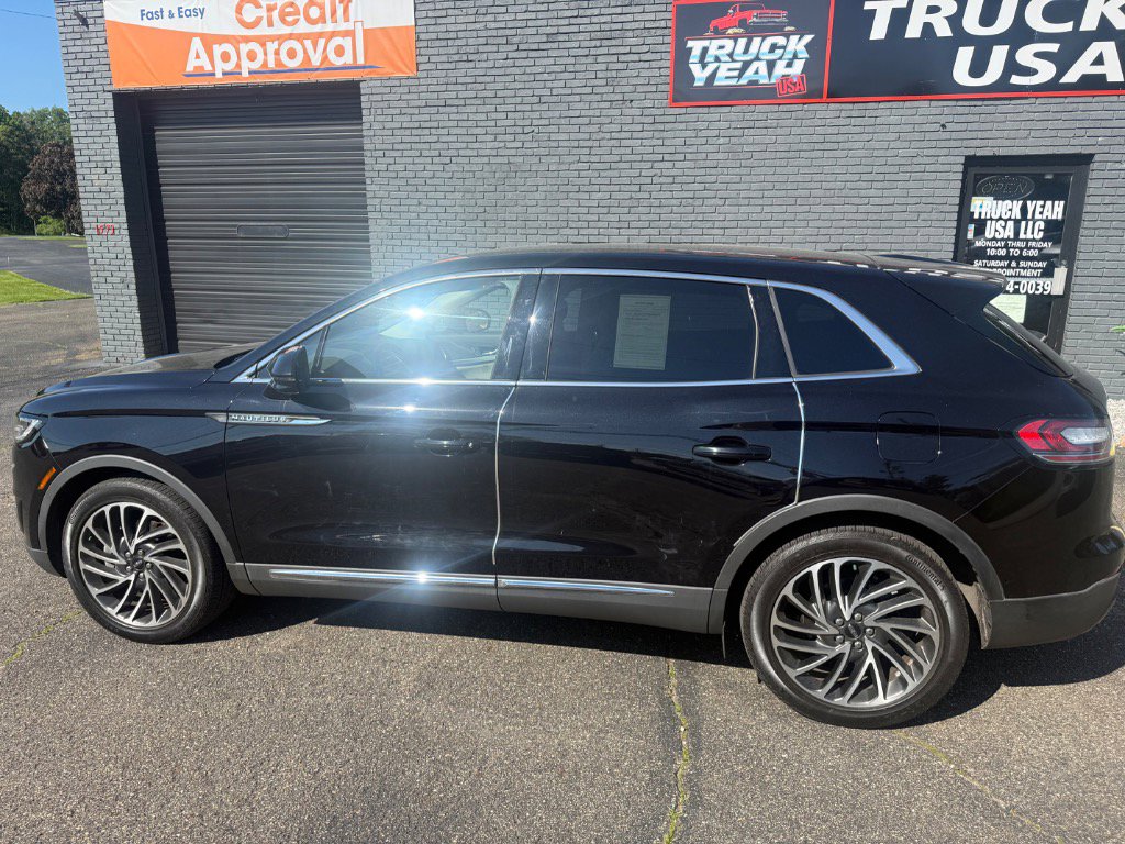 Used 2019 Lincoln Nautilus Select AWD/4WD image 8
