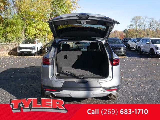 Used 2025 Chevrolet Blazer LT image 16