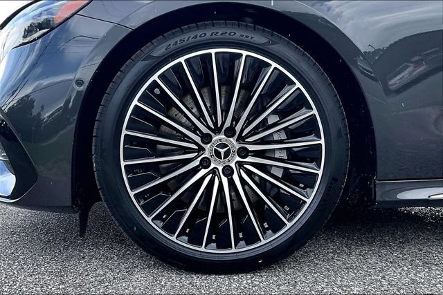 New 2025 Mercedes-Benz C 300 Sedan image 10